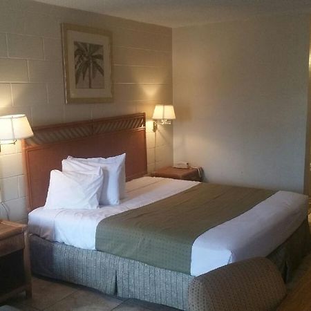 American Quality Lodge Panama City Extérieur photo