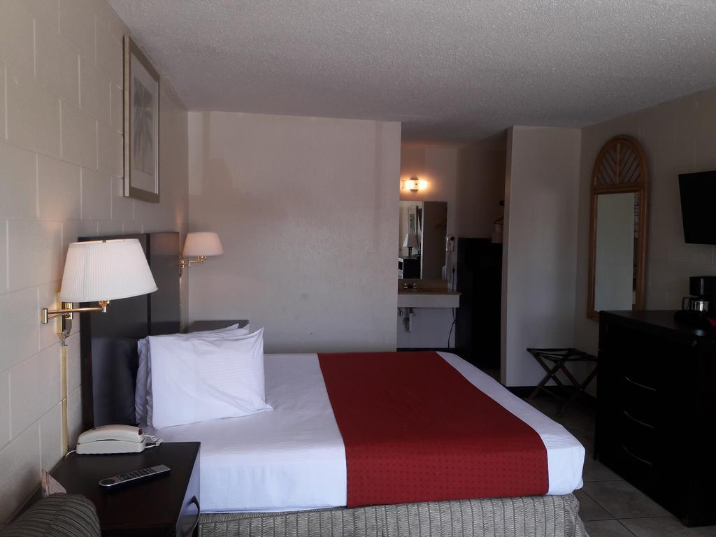 American Quality Lodge Panama City Extérieur photo