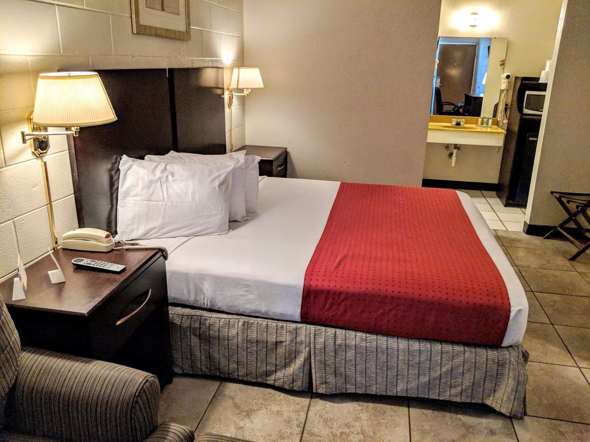 American Quality Lodge Panama City Extérieur photo