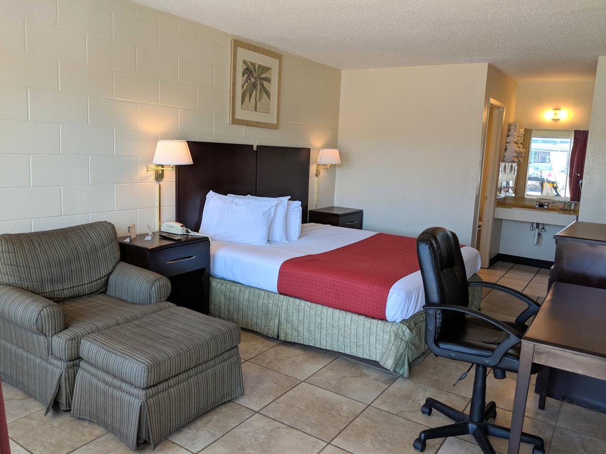American Quality Lodge Panama City Extérieur photo