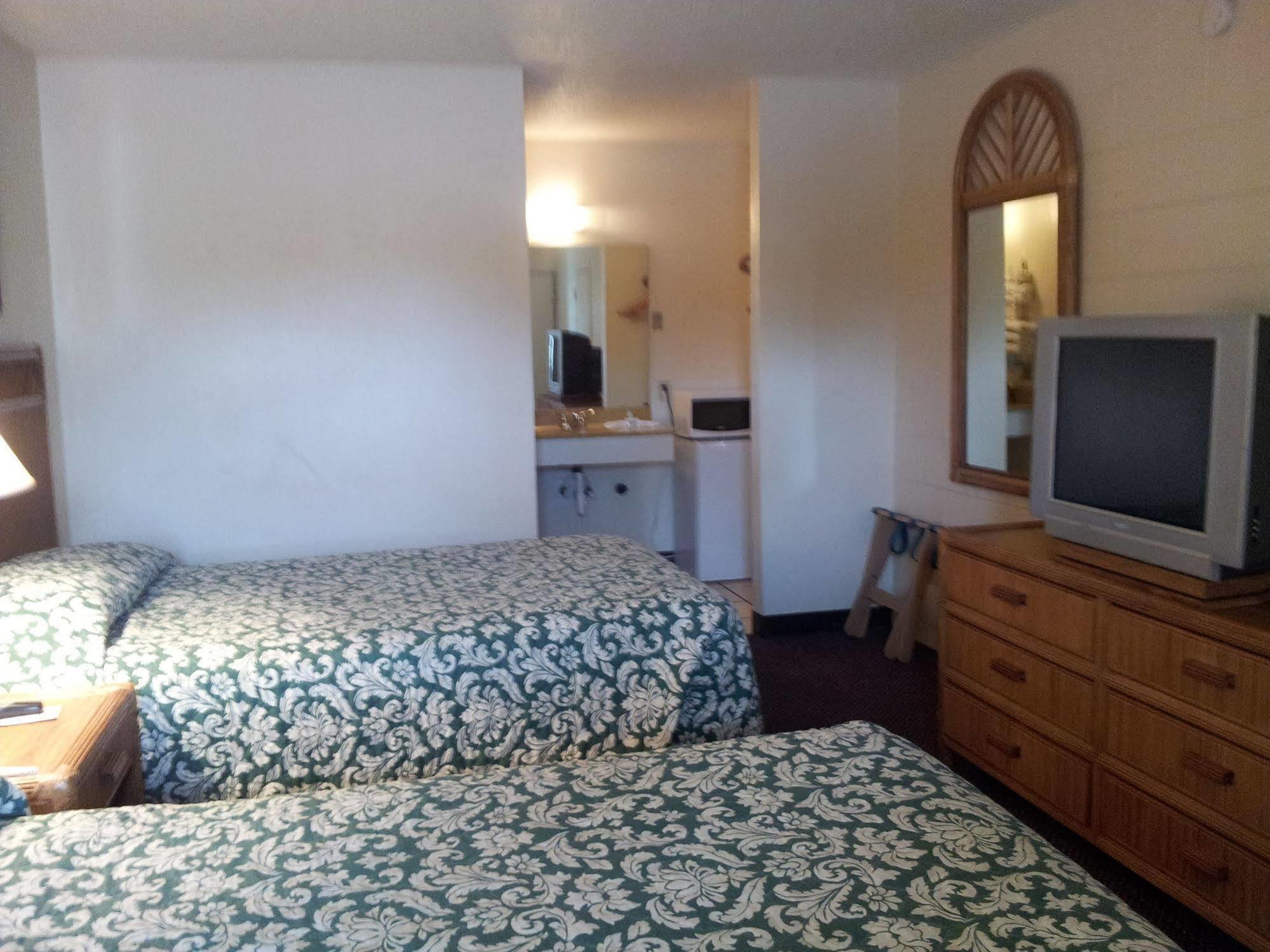 American Quality Lodge Panama City Extérieur photo