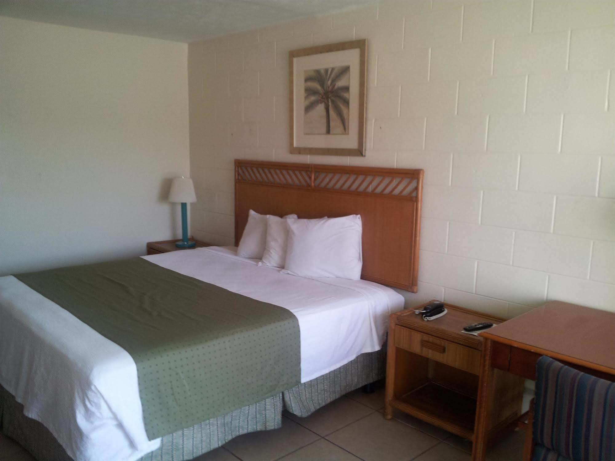 American Quality Lodge Panama City Extérieur photo